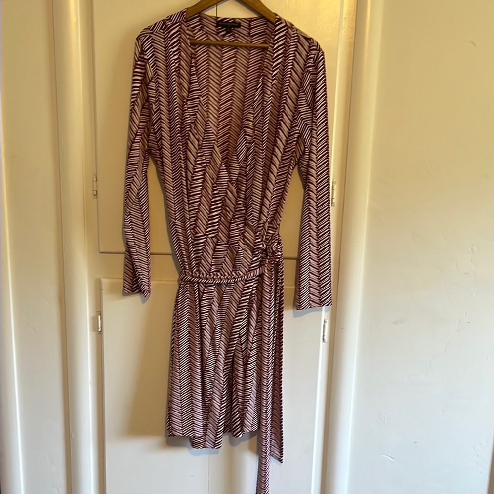Banana Republic Purple and White Long Sleeve Dress